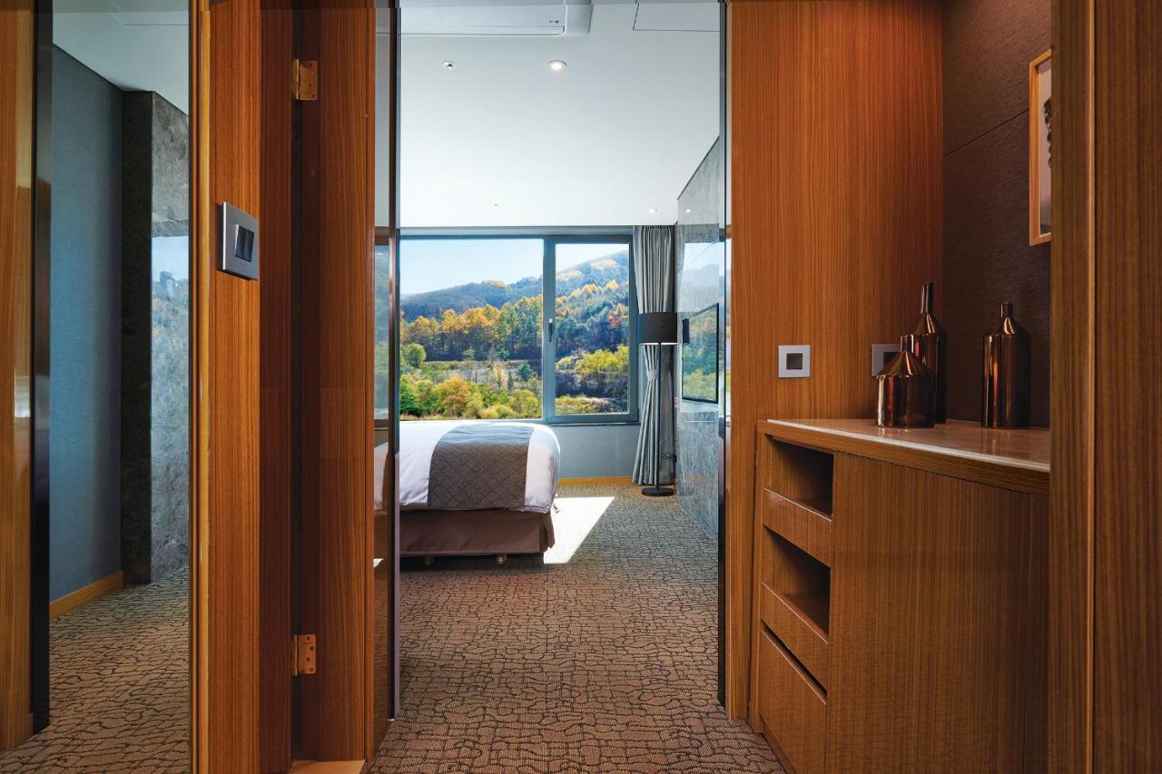 Jeongseon Intoraon Hotel Экстерьер фото