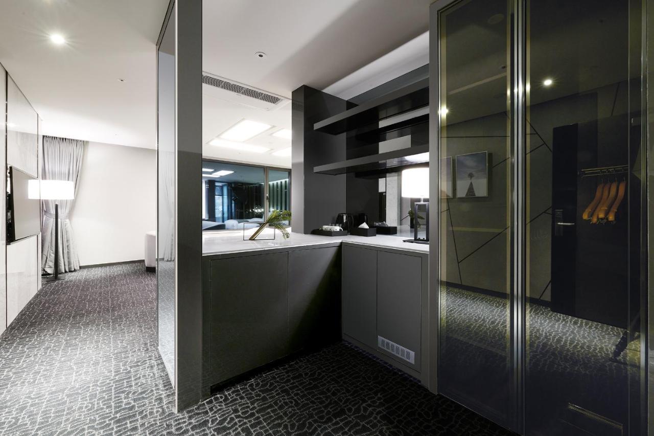 Jeongseon Intoraon Hotel Экстерьер фото