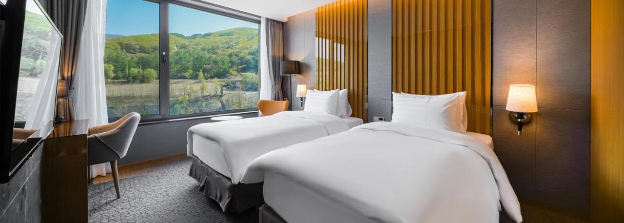 Jeongseon Intoraon Hotel Экстерьер фото