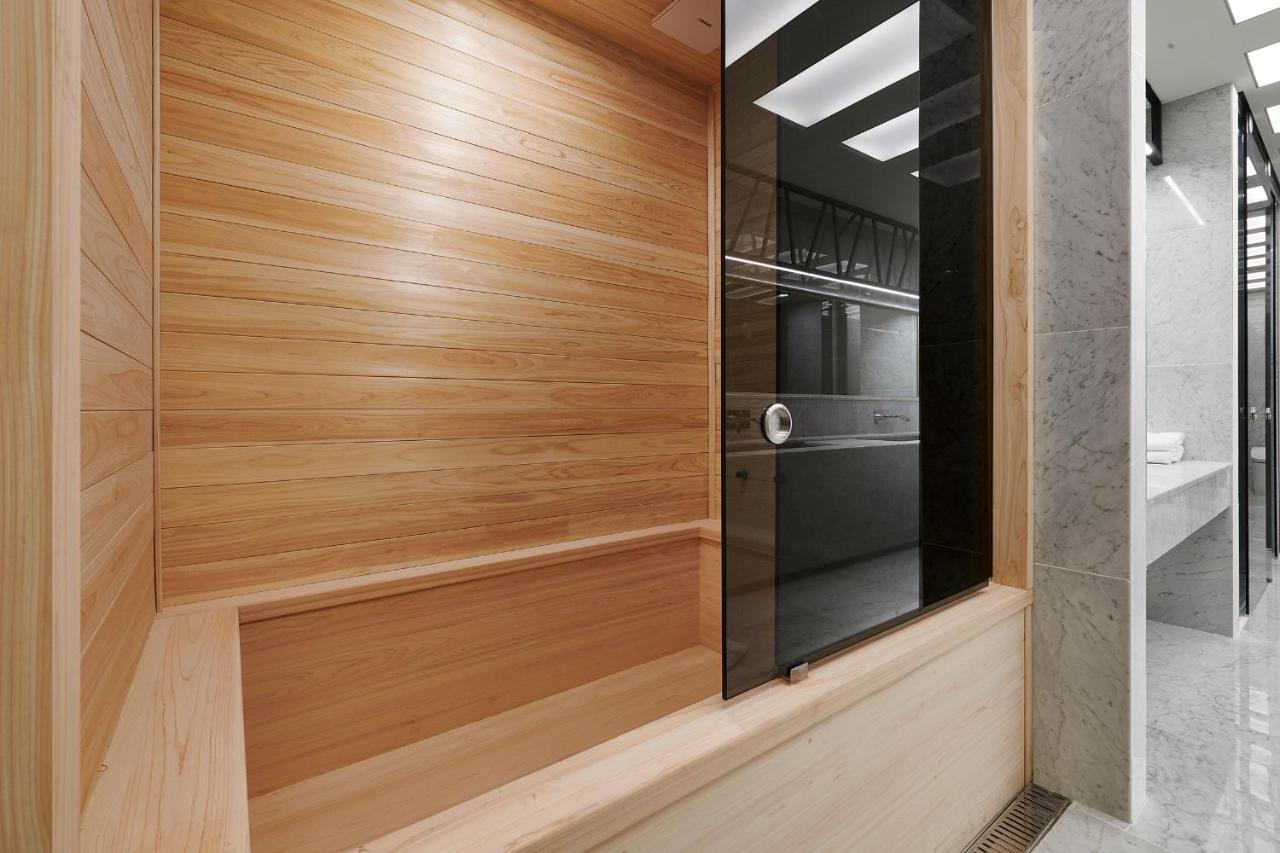 Jeongseon Intoraon Hotel Экстерьер фото