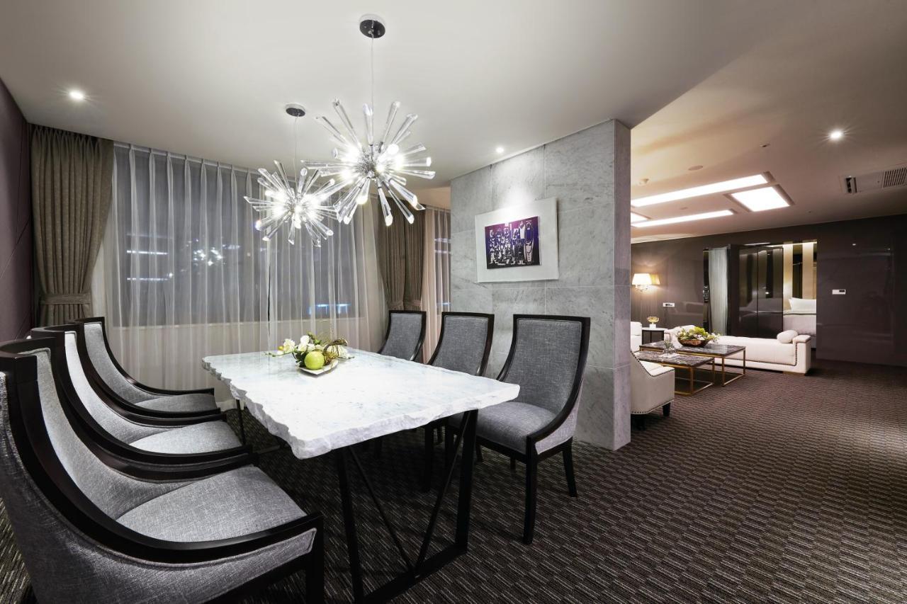 Jeongseon Intoraon Hotel Экстерьер фото